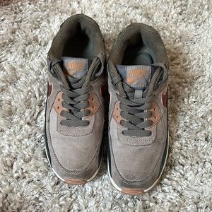 Nike Airmax 90 Grey & Rose Gold Metallic